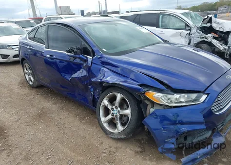 2013 Ford Fusion Se z USA, uszkodzony, nr VIN 3FA6P0HR8DR164049